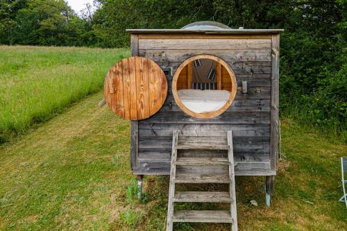 Cabane aux étoiles gîte à louer La Trémouille