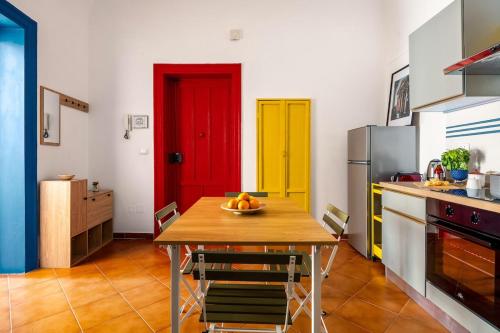 Elegant Two-Room Apartment with Balcony & Suite, Palermo (photo 11)