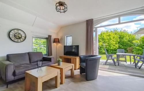 3 Bedroom Gorgeous Home In Den Ham in Twenterand