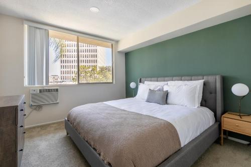 Brentwood 2BR w Outdoor Pool nr shops LAX-146, Los Angeles (fotografie 6)