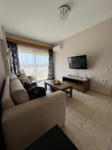 Dana's Apartment — other in Haraki, Haraki Greece, 851 02