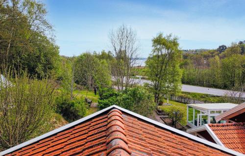 One-Bedroom Holiday Home