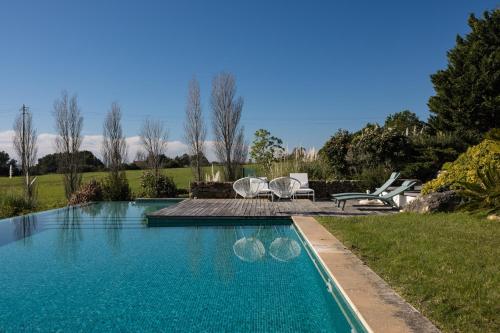 Úszómedence, House in Sintra surroundings with pool in Morelinho