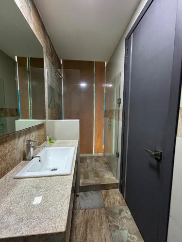 Double Room image 1
