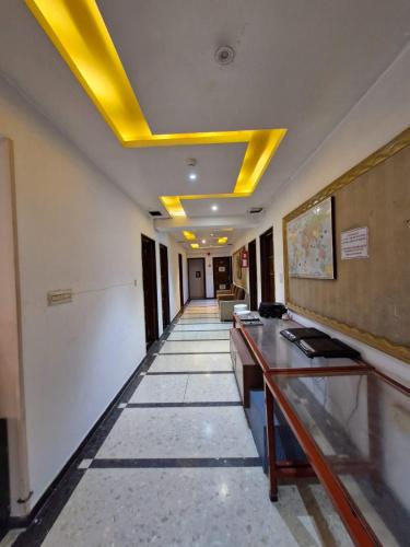 Hotel Kalinga Lake View – Ahmedabad, TN