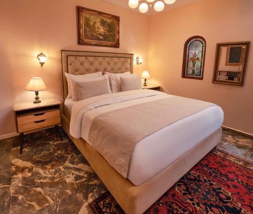 Superior Double Room image 10