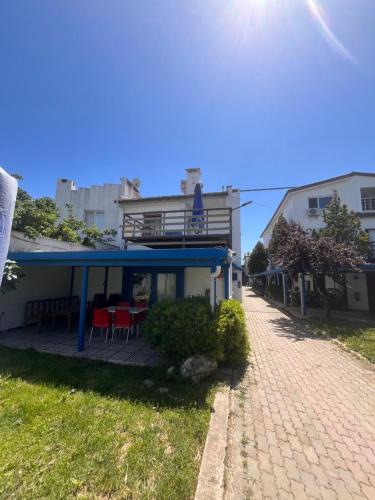 Ennis İnn Resort Hotel (Ennis Inn Resort Hotel) in Yeniçiftlik