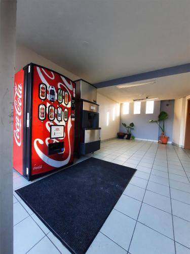 Americas Best Value Inn Moline - image 3