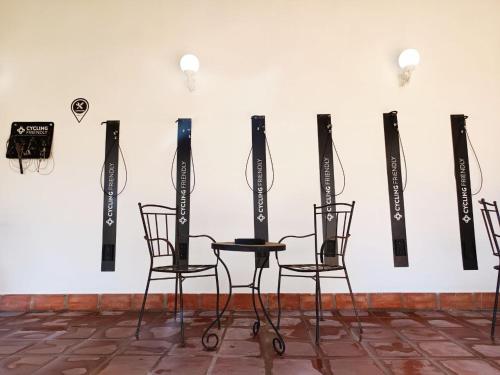 Holidays2Fuengirola Villa 6 bedroom 200 mts Beach - image 5