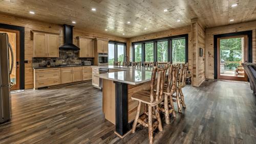 From Salt Life to Mountain Life in East Ellijay (GA)