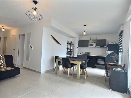 Apartment image 7