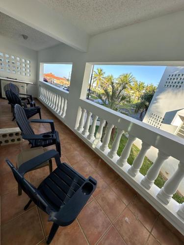Large 1 Bedroom Apt with 2 balconies and Pool in Isabela