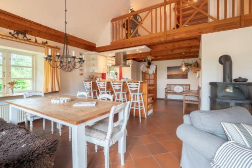 Facilities, Friederikenhof in Brosum