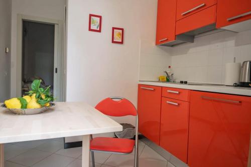 Carina House, Corniglia