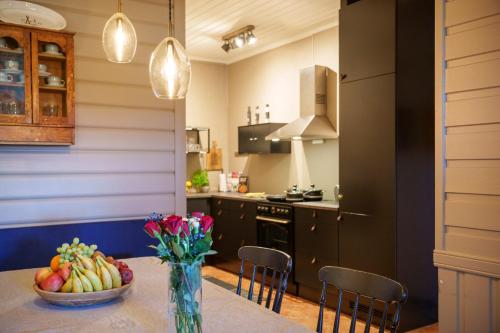 مطبخ, Beitostølen! Midt i sentrum! Ski in ski out! Badstue-Massasjedusj-Steamdusj in City Center