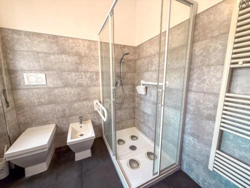 Apartment image 10