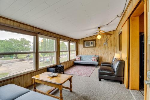 Walk to Wyalusing Beach: Cabin w/ River View! in McGregor (IA)