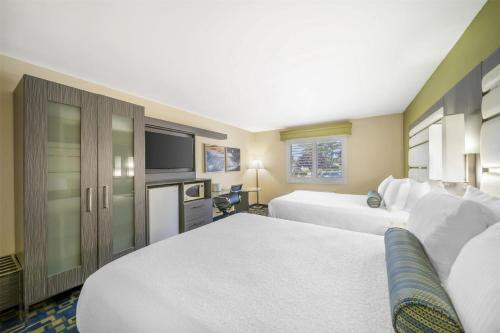 貝斯特韋斯特羚羊酒店及套房 (Best Western Antelope Inn & Suites) in 雷德布拉夫