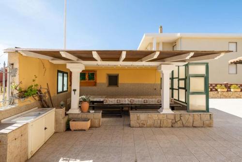 Relaxing holiday home 50mt from the sea