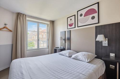 2 bedrooms, 4 beds