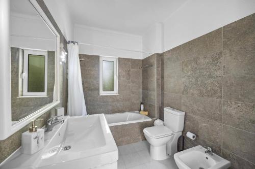 Villa Amoreira by Villa Plus - image 4