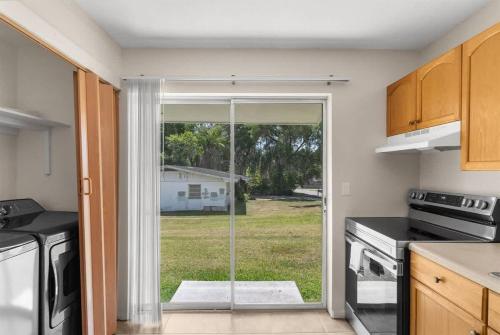 Cozy 2 Bedroom home, Dade City! #1 in Dade City (FL)