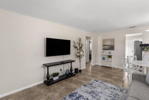 Cozy 2 Bedroom home, Dade City! #1 in Dade City (FL)