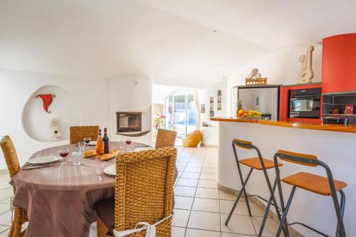 Iekārtas, Villa Les Arches by Villa Plus in Raissac-d'Aude