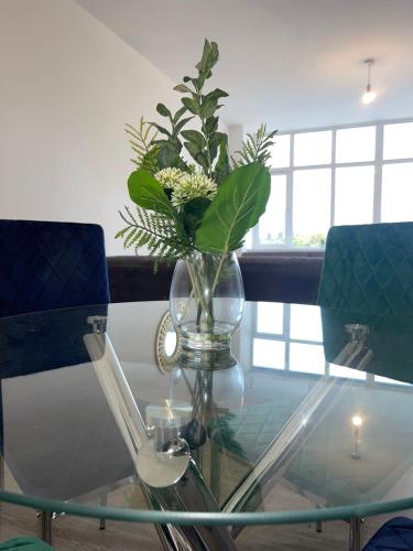 設施, 2 Bedroom Apartment - Flitwick - Contractor Friendly - Tourist Ready - Full Kitchen - WiFi - Smart T in ﻿弗利特威克