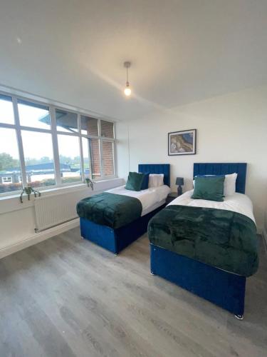 設施, 2 Bedroom Apartment - Flitwick - Contractor Friendly - Tourist Ready - Full Kitchen - WiFi - Smart T in ﻿弗利特威克