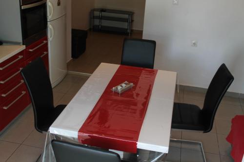 Apartments Roko Kolinda