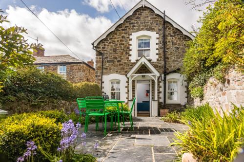 Escallonia Cottage, , Cornwall