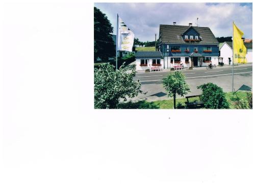 Hotel Restaurant Biesenbach 8.7km von Lindlar entfernt