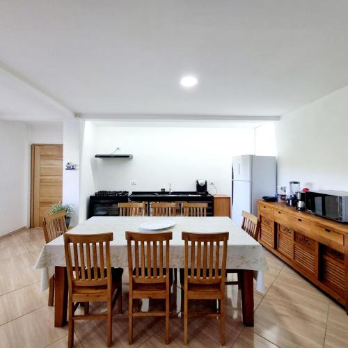 Recanto da Anita - Casa Master in กัมบากวารา