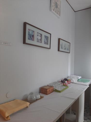 Travellers Lodge Bed & Rooms