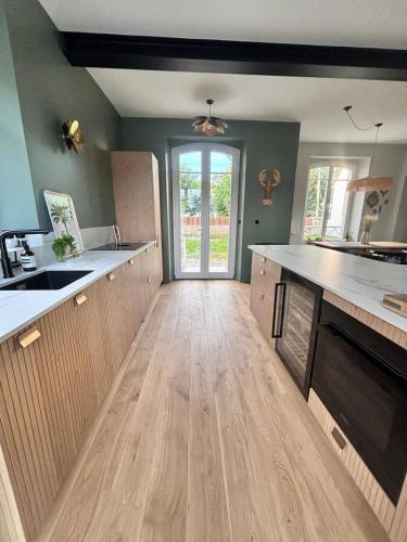 Three-Bedroom Holiday Home  image 6
