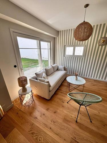 Three-Bedroom Holiday Home  image 2