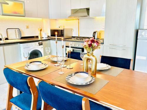 1Bhk Converted To 2Bhk Near Downtown Canal View, Дубай (фото 10)