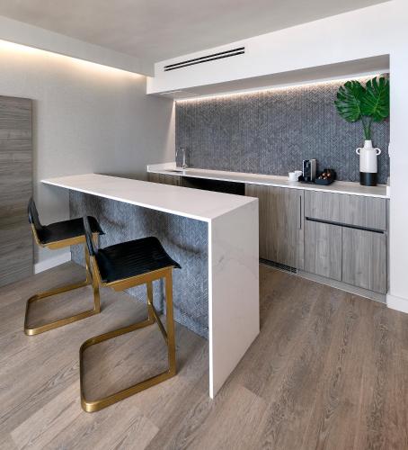 Kitchen, La Jolla Cove Suites in La Jolla