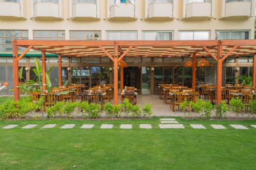 Marbel Hotel by Palm Wings - All Inclusive - image 10