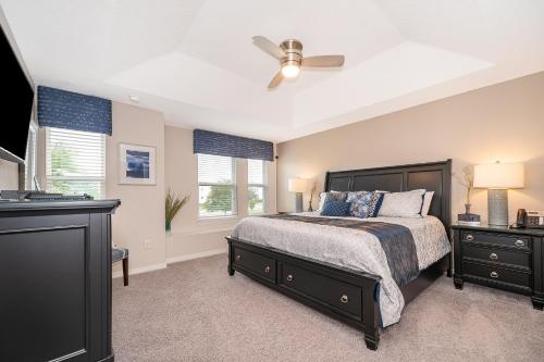 Luxury Town Home With Splash Pool in Solara Resort - image 8