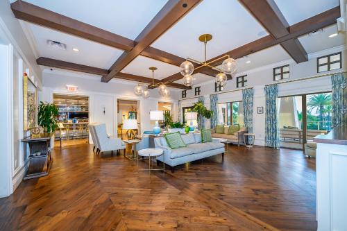 Luxury Town Home With Splash Pool in Solara Resort - image 6