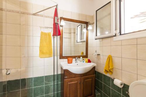 Three-Bedroom Villa image 10