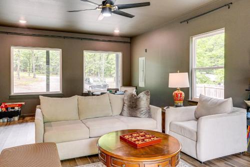 Greers Ferry Lake Retreat Game Room and Fire Pit! in Fairfield Bay (AR)