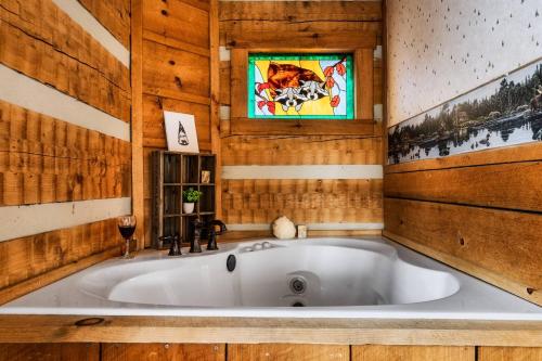 Pezsgőfürdő, Creekside Smoky Mountains in Pigeon Forge Külváros