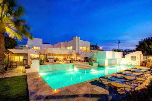 Villa La Cala Playa by Villa Plus