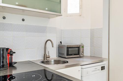 Elegant studio Saint-Dominique - image 10