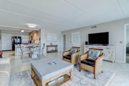 Direct beach access, oceanviews galore and has enough beds for your entire family! 445 Amelia by the Sea, Fernandina Beach (fotografie 4)