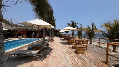 . Baja Canoas Hotel