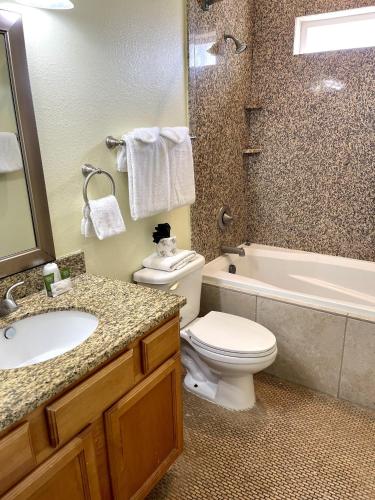 Two-Bedroom Apartment image 9